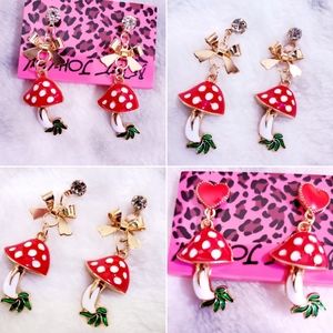 Crystal mushroom bow earrings